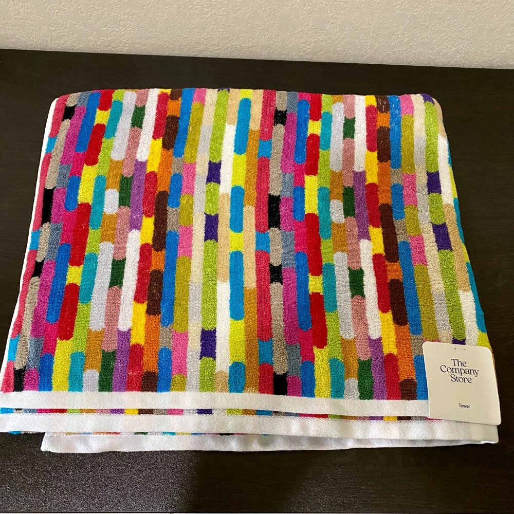 The Company Store - Bath towel (30 x 54) - Multicolored - NWT